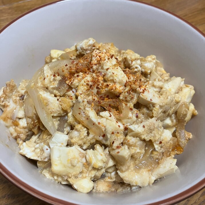 豆腐と鶏胸挽肉でアレンジヘルシー親子丼！